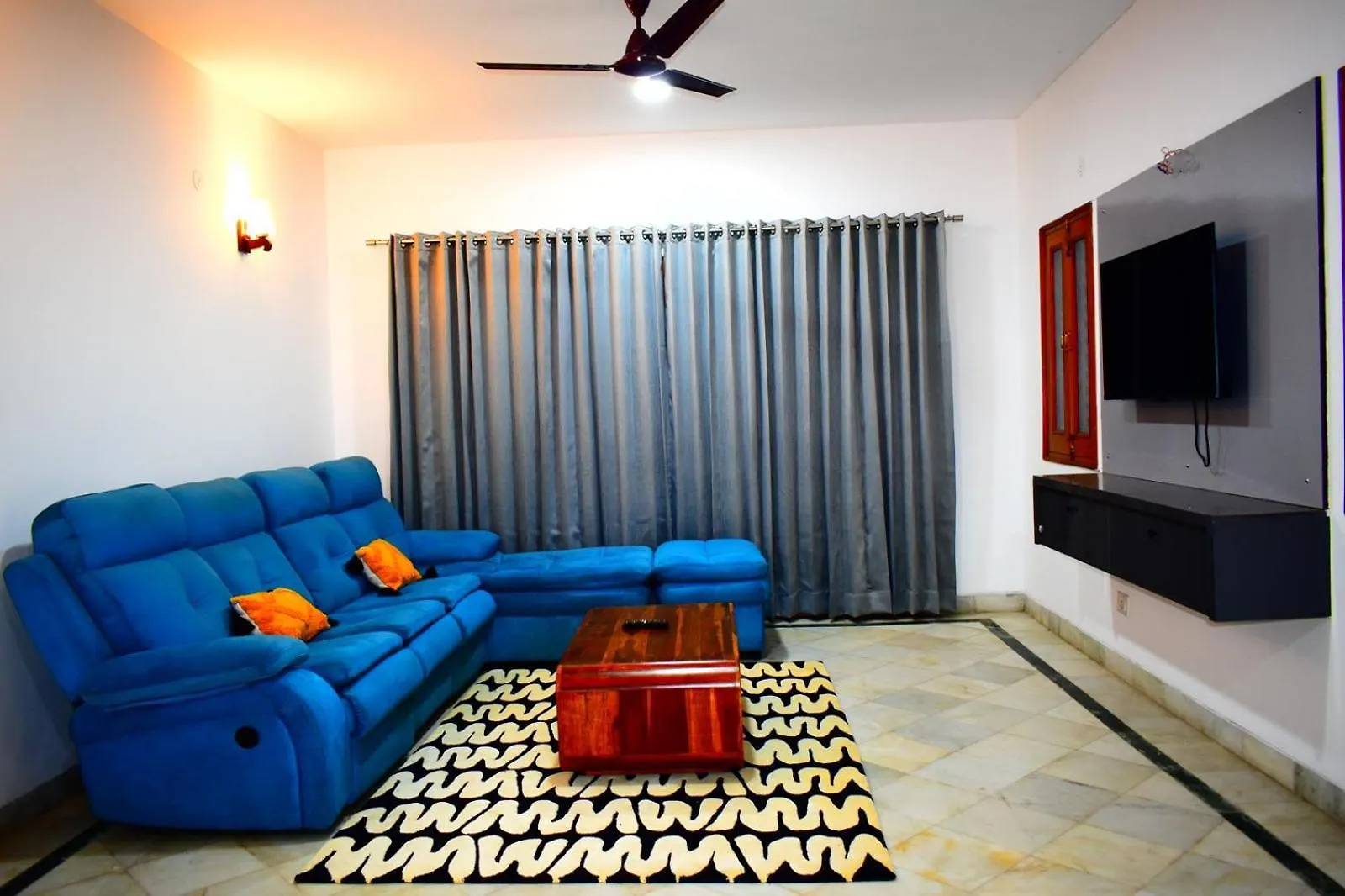Entire 3Bhk Duplex Villa Golf Course Road 구르가온 0*,