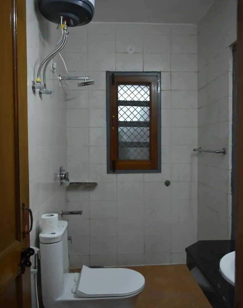 Entire 3Bhk Duplex Villa Golf Course Road 구르가온