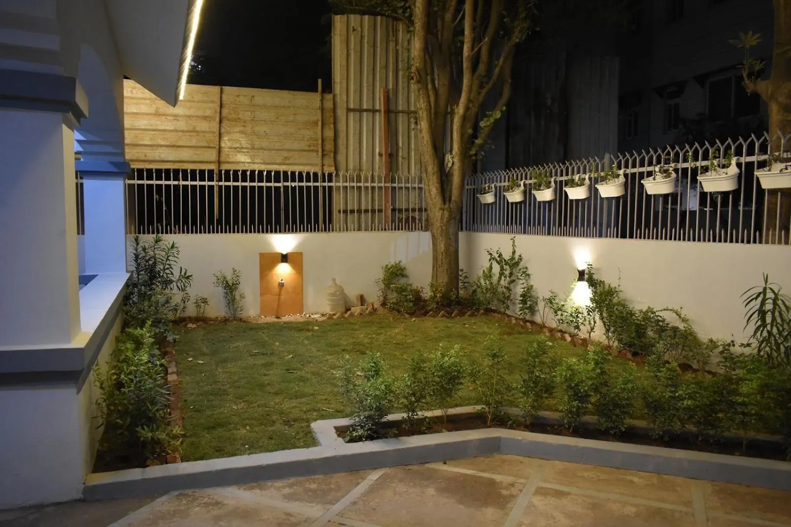Entire 3Bhk Duplex Villa Golf Course Road 구르가온 0*,  인도
